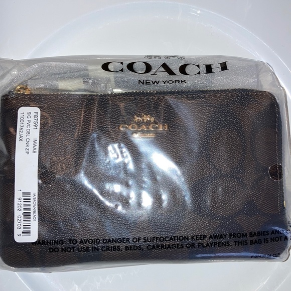 Coach Double Corner Zip Wristlet - Picture 4 of 5